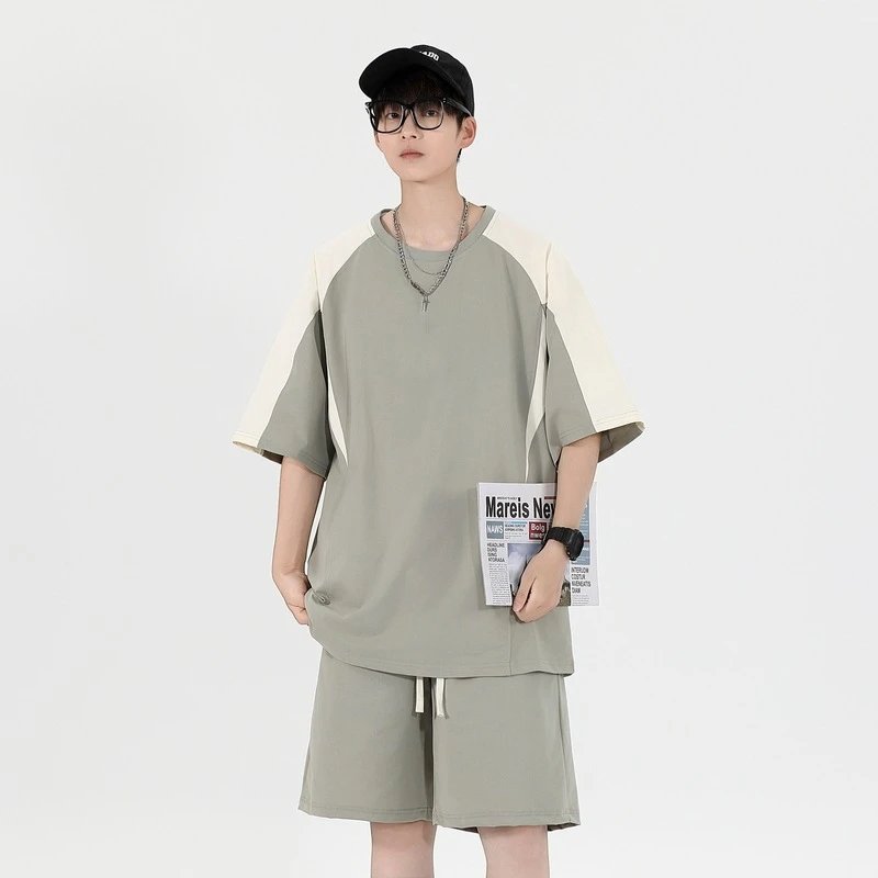 Design Oversized T-Shirt and Shorts Set Beige with Black Stripes Casual Set - 27