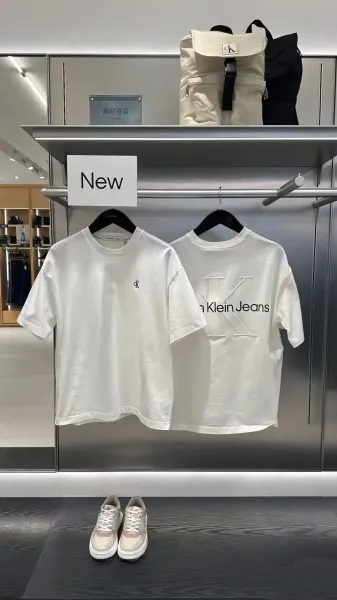 Calvin Klein Jeans Logo T-Shirt White T-Shirt - 4