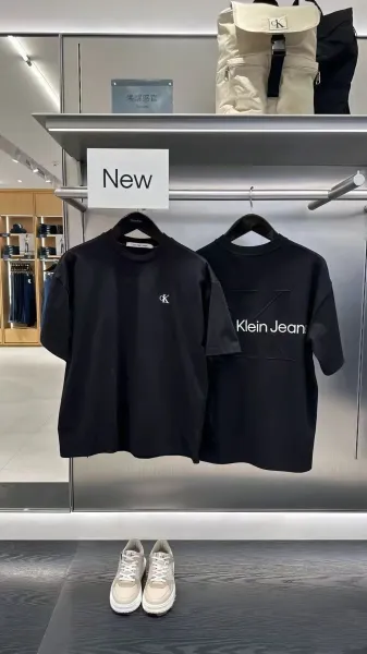 Calvin Klein Jeans Logo T-Shirt White T-Shirt - 11