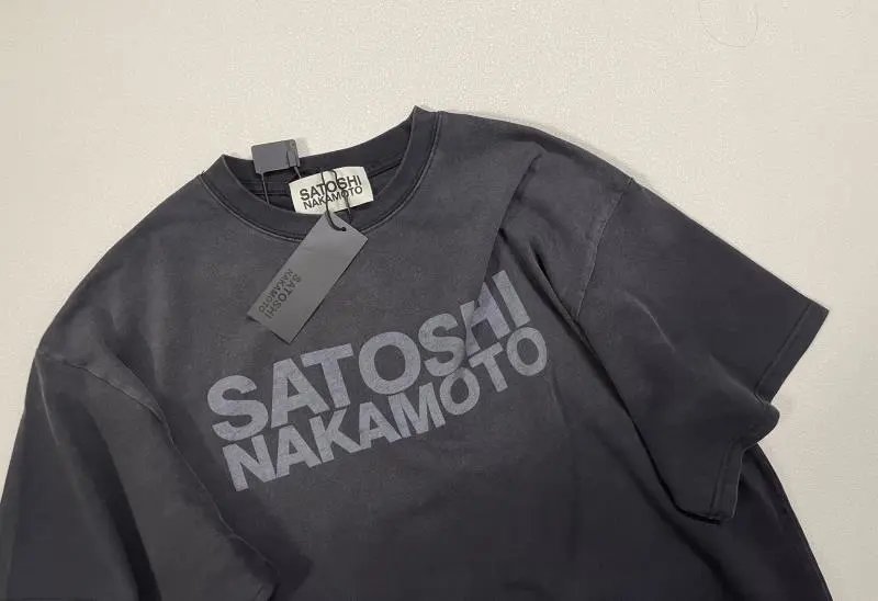 Design Satoshi Nakamoto Logo Print Washed Black T-Shirt T-Shirts - 12