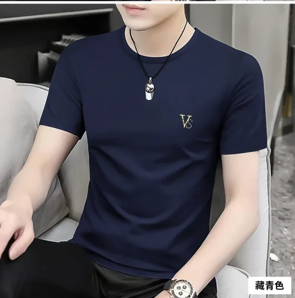 Design Embroidered V Logo Black T-Shirt - 18