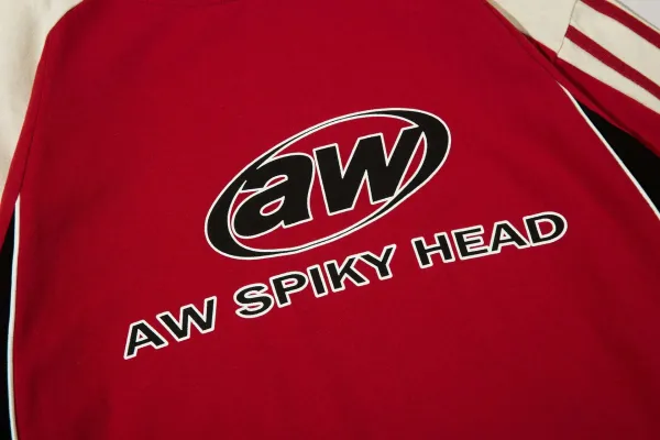 Design AW Spiky Head Oversized Raglan T-Shirt Black / Beige T-Shirts - 10