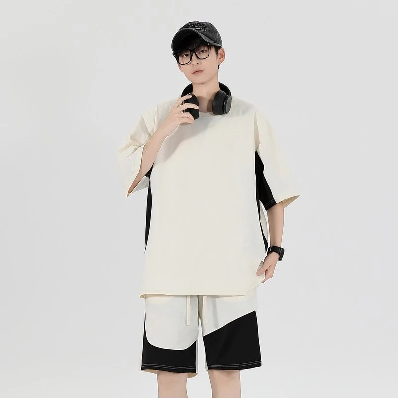 Design Oversized T-Shirt and Shorts Set Beige with Black Stripes Casual Set - 33