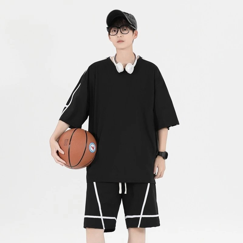 Design Oversized T-Shirt and Shorts Set Beige with Black Stripes Casual Set - 36