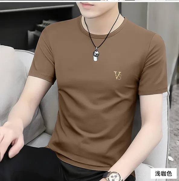 Design Embroidered V Logo Black T-Shirt - 22