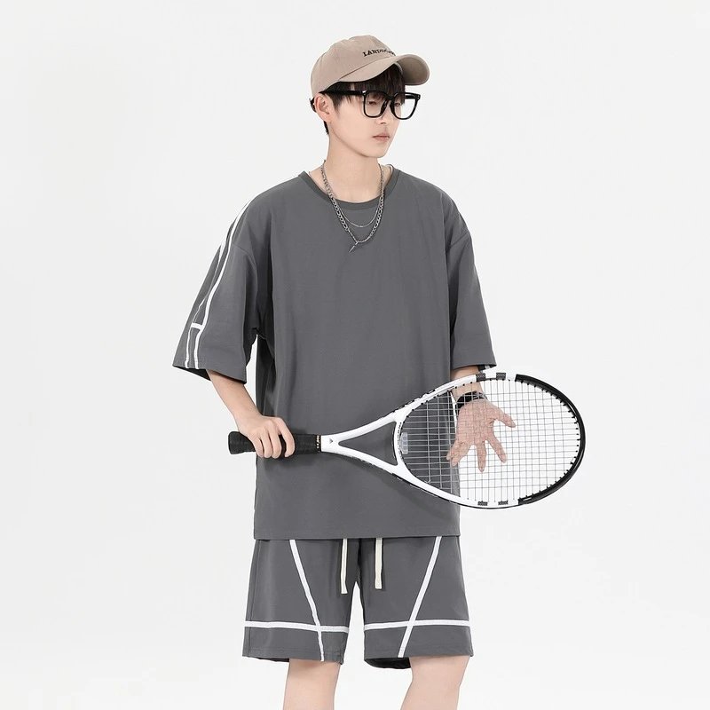 Design Oversized T-Shirt and Shorts Set Beige with Black Stripes Casual Set - 37