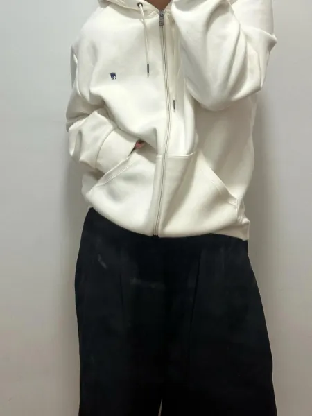 Design Zip-Up Hoodie White with Embroidered Logo - 1