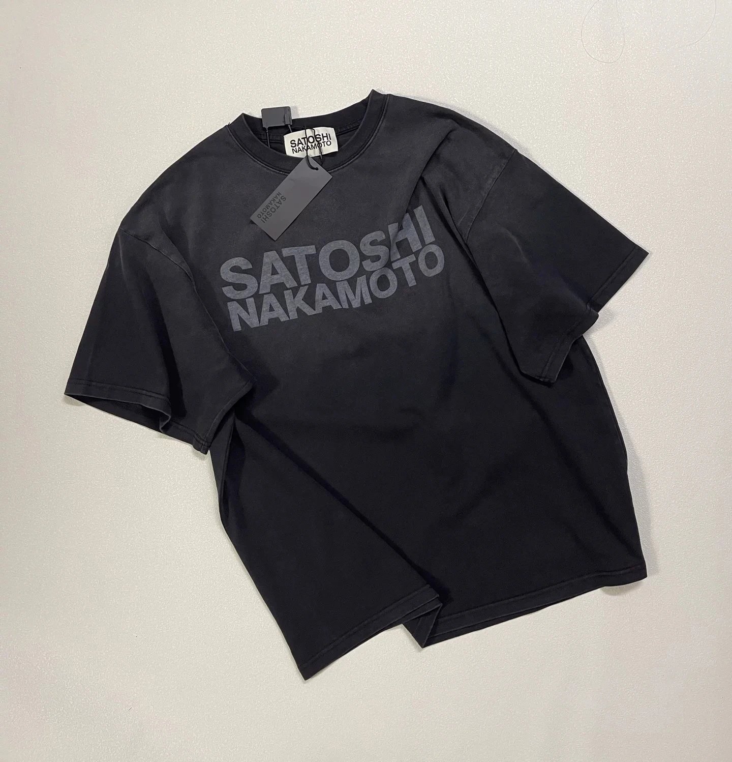 Design Satoshi Nakamoto Logo Print Washed Black T-Shirt T-Shirts - 10