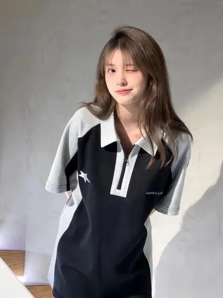 Design Color-Block Zip-Neck Polo Black / Gray Star Print Tops.polo - 4