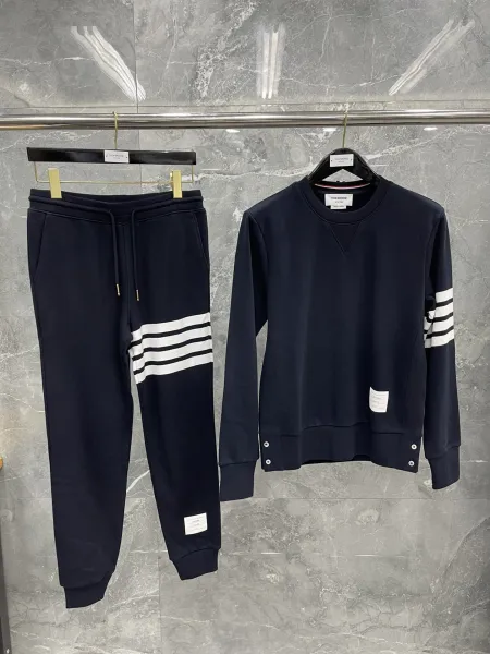 Thom Browne Skiing Dachshund Embroidered Navy Sweatpants - 4