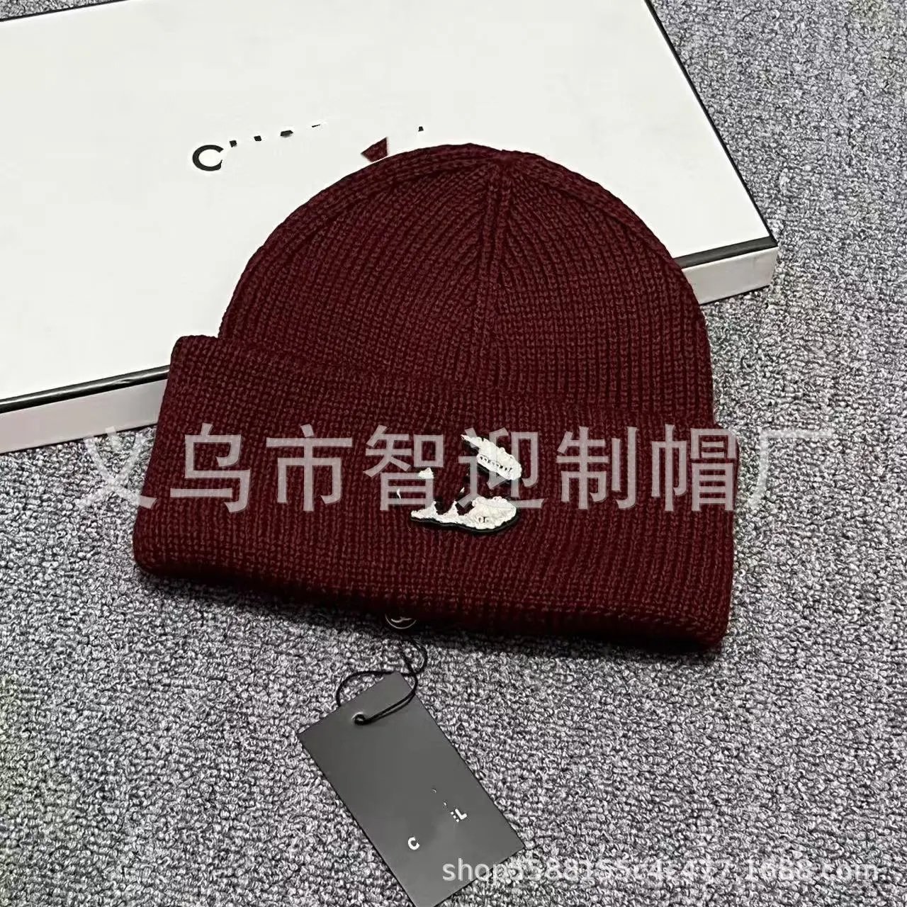 Plush Label Wine Red