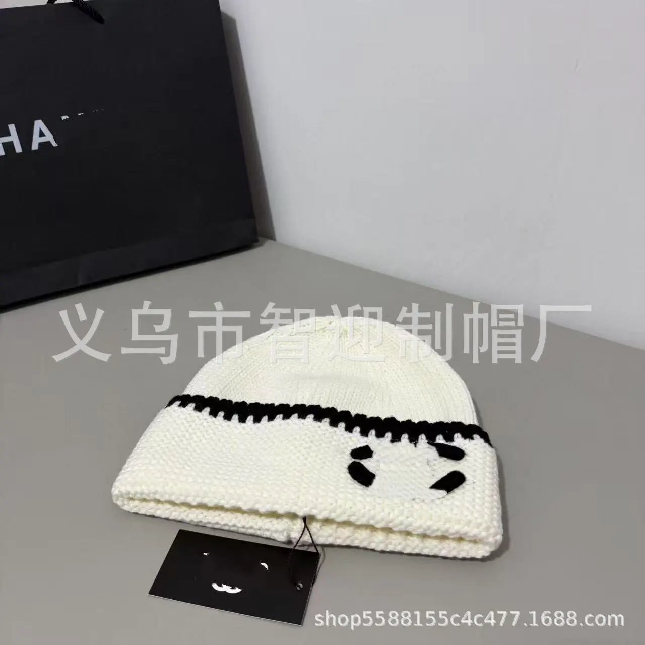 Big tooth white