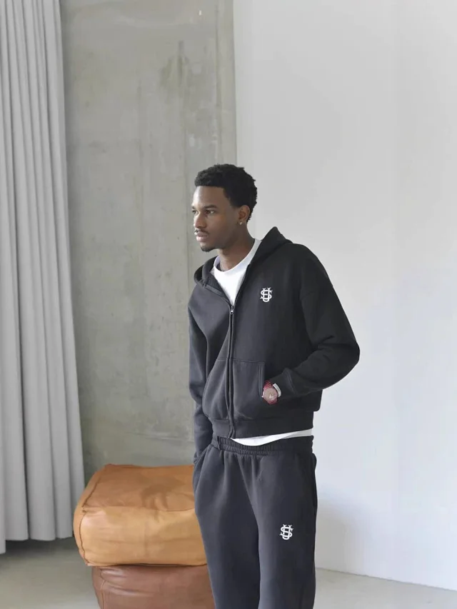 Trapstar Jackets Hooded quilted puffer jacket product detail image 6