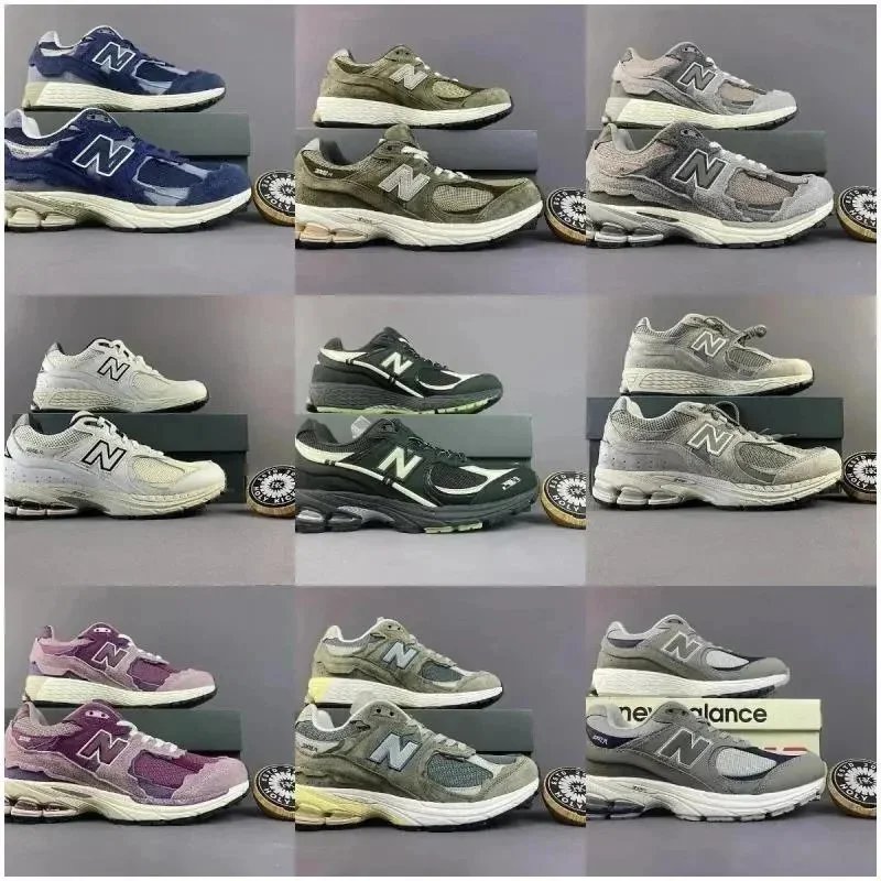 New Balance 2002R Sneakers [24