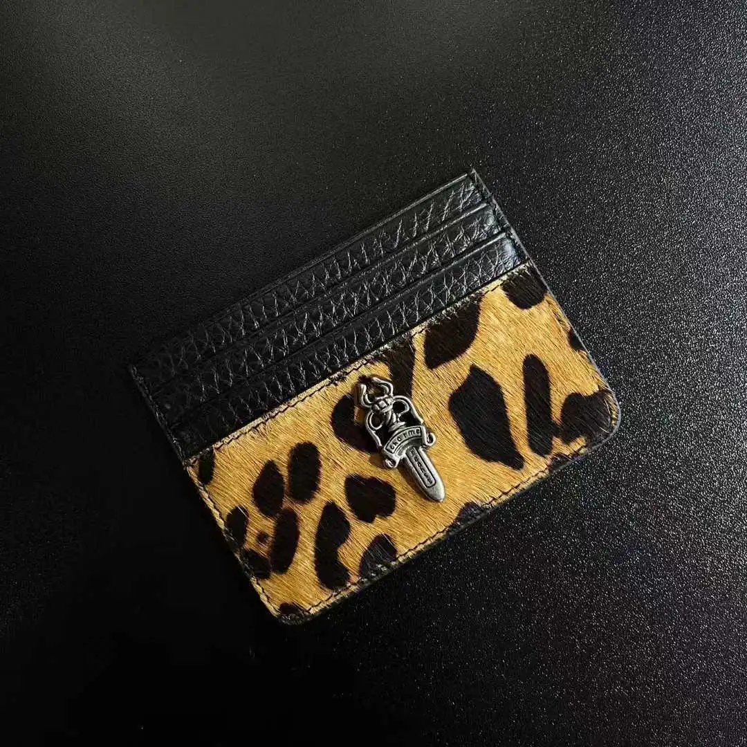 A090 Leopard Print