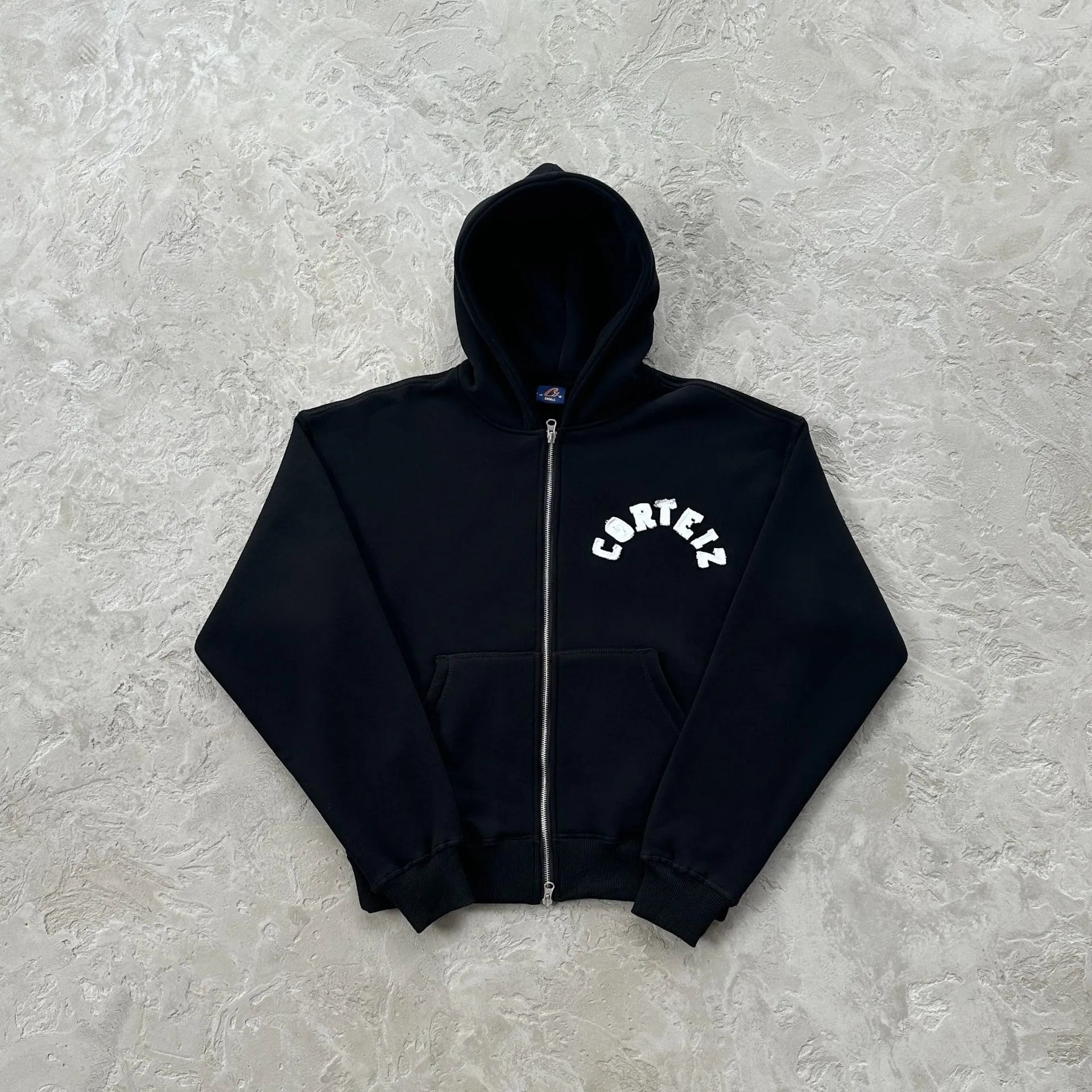 8983 Black/Hoodie
