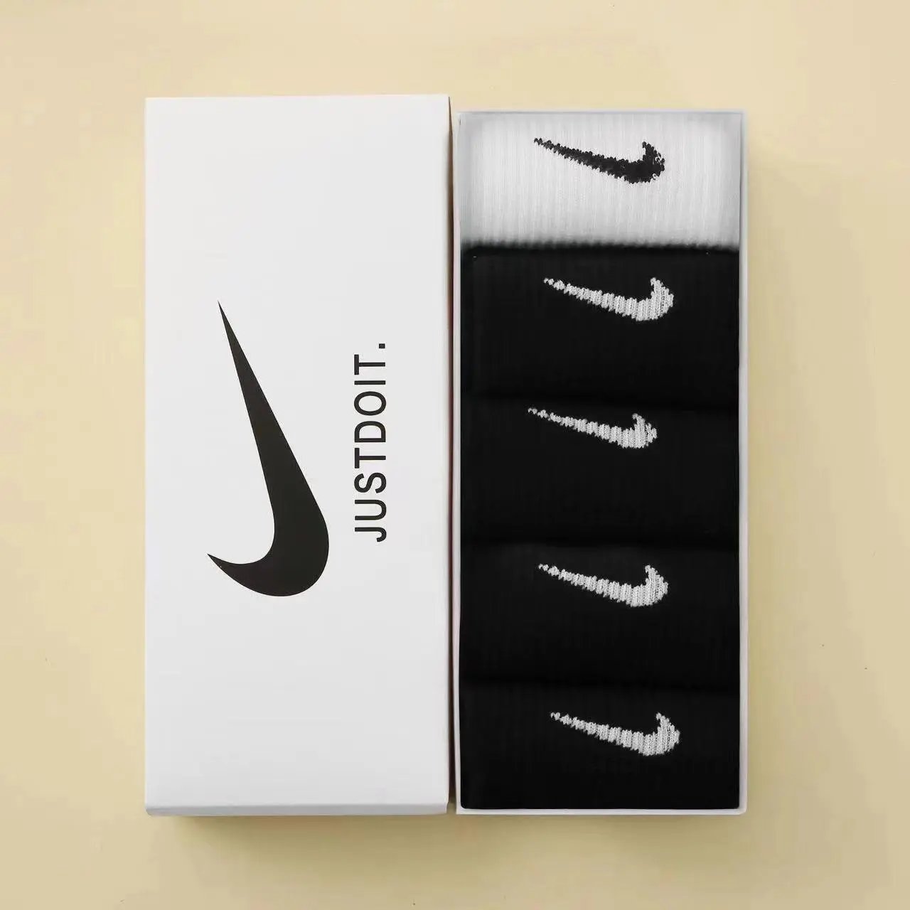 5-pair set [black + black + black + black + black + white]