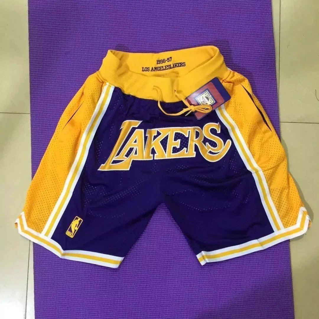Mitchell & Ness Chicago Bulls 1997-98 Swingman Shorts Red - 10