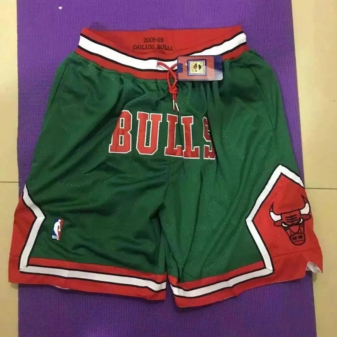 Chicago Bulls 2008-09 Alternate Shorts Green / Red