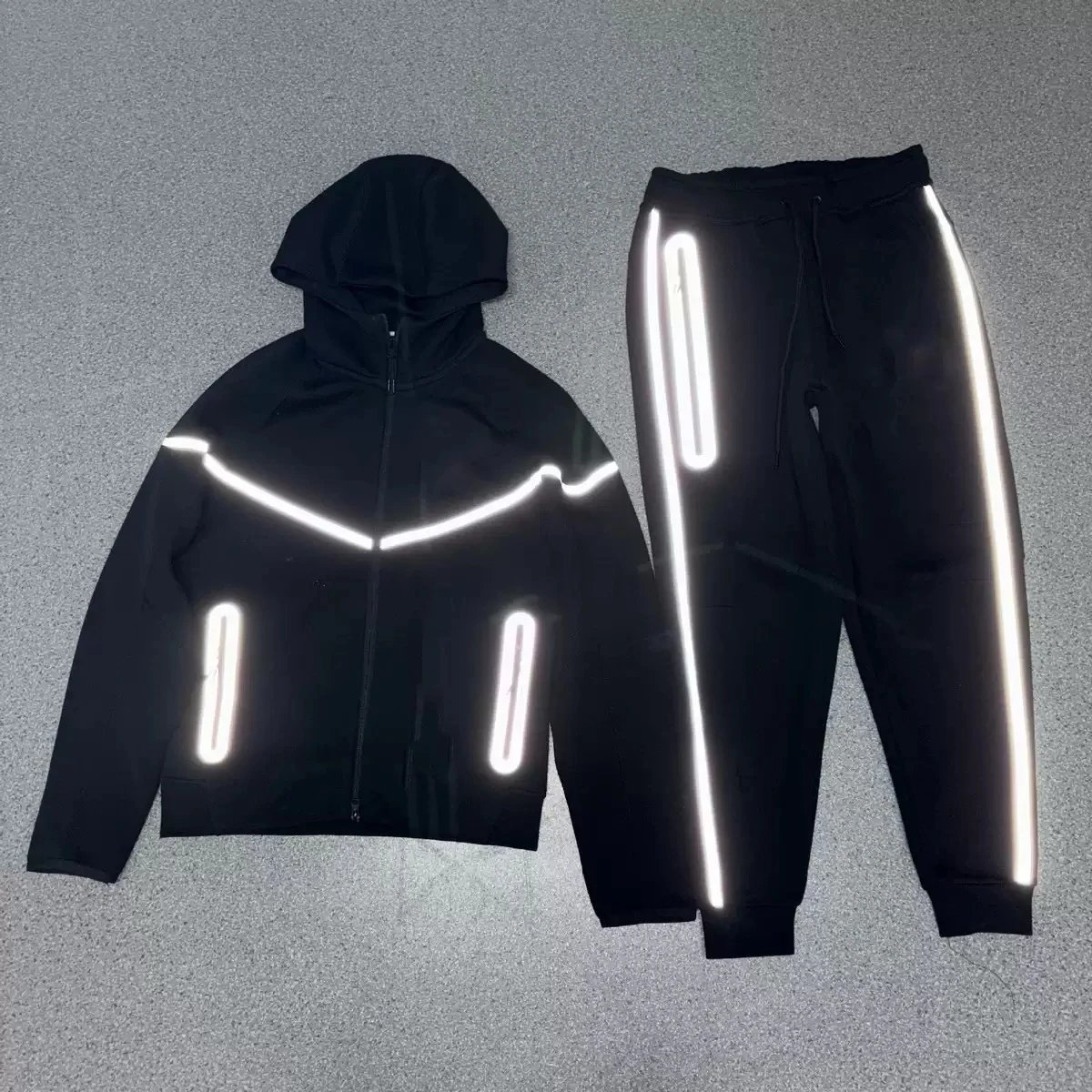Black Set