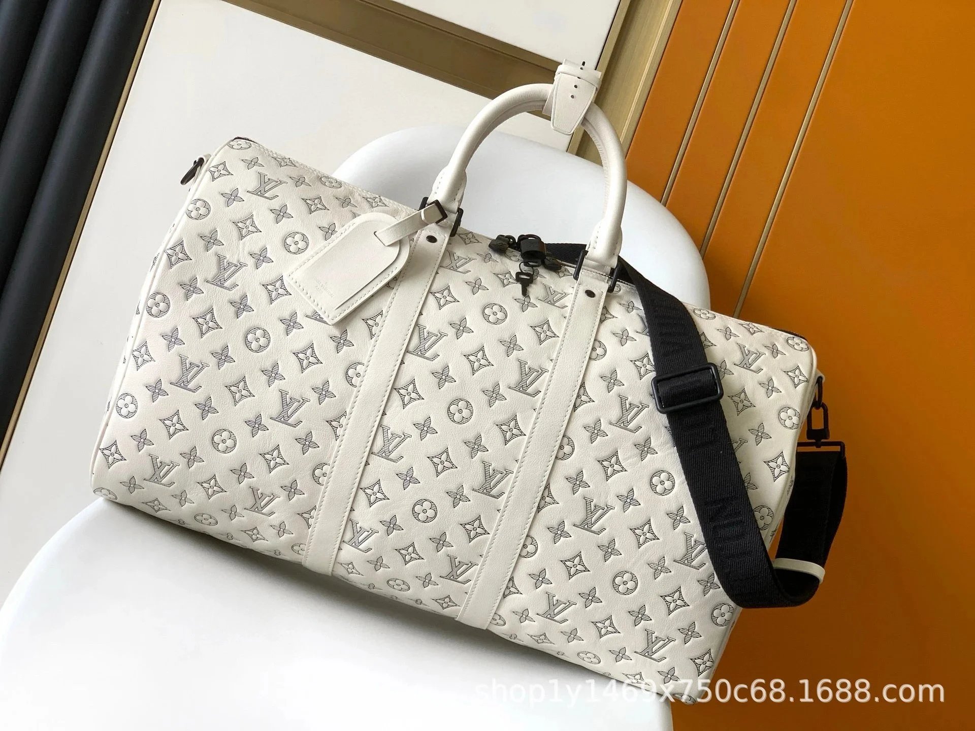 Louis Vuitton Travel Bags Monogram duffel bag with shoulder strap — 11