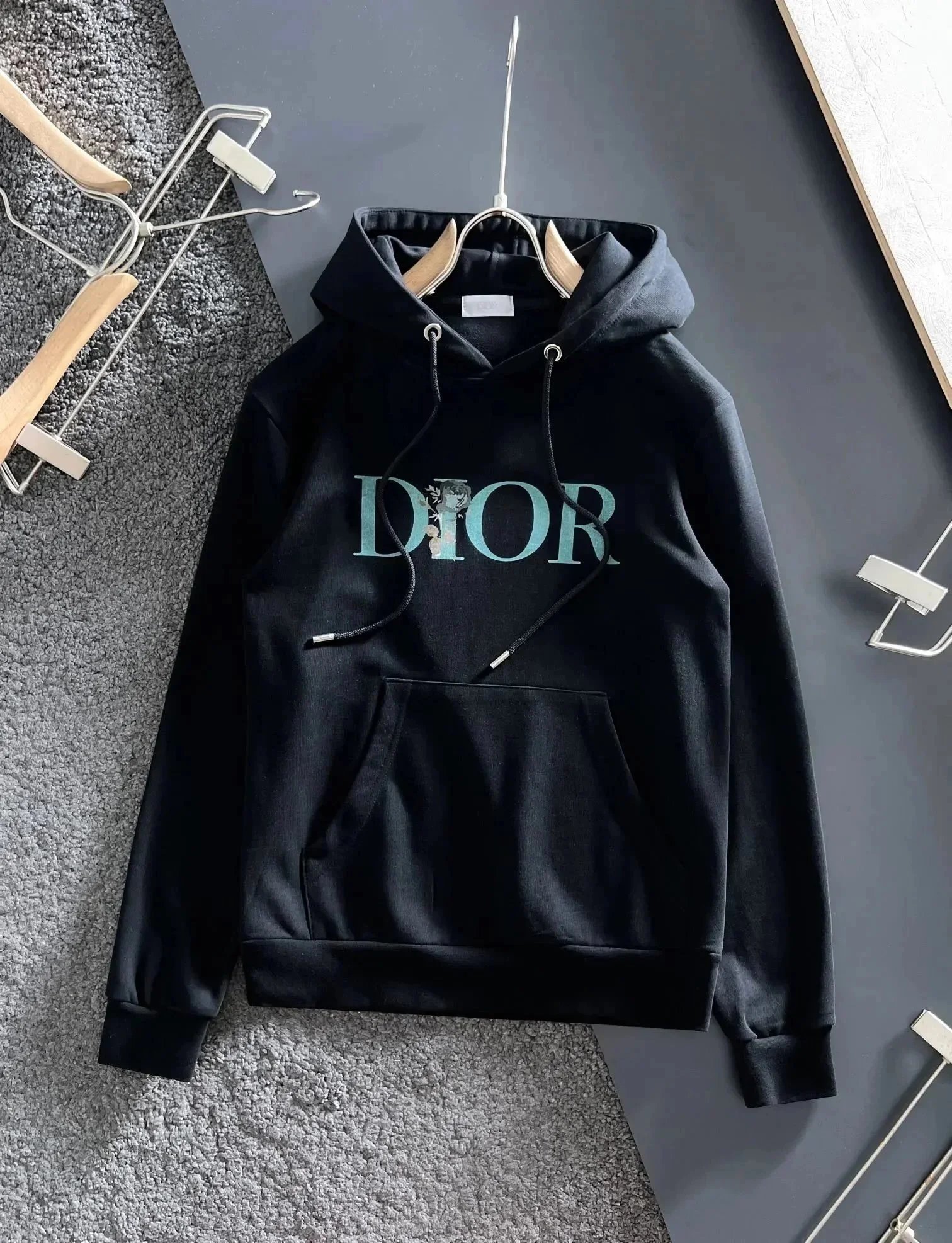 Product view 24