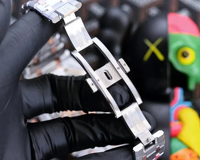 Audemars Piguet Watches Royal Oak-style octagonal bezel watch product detail image 6