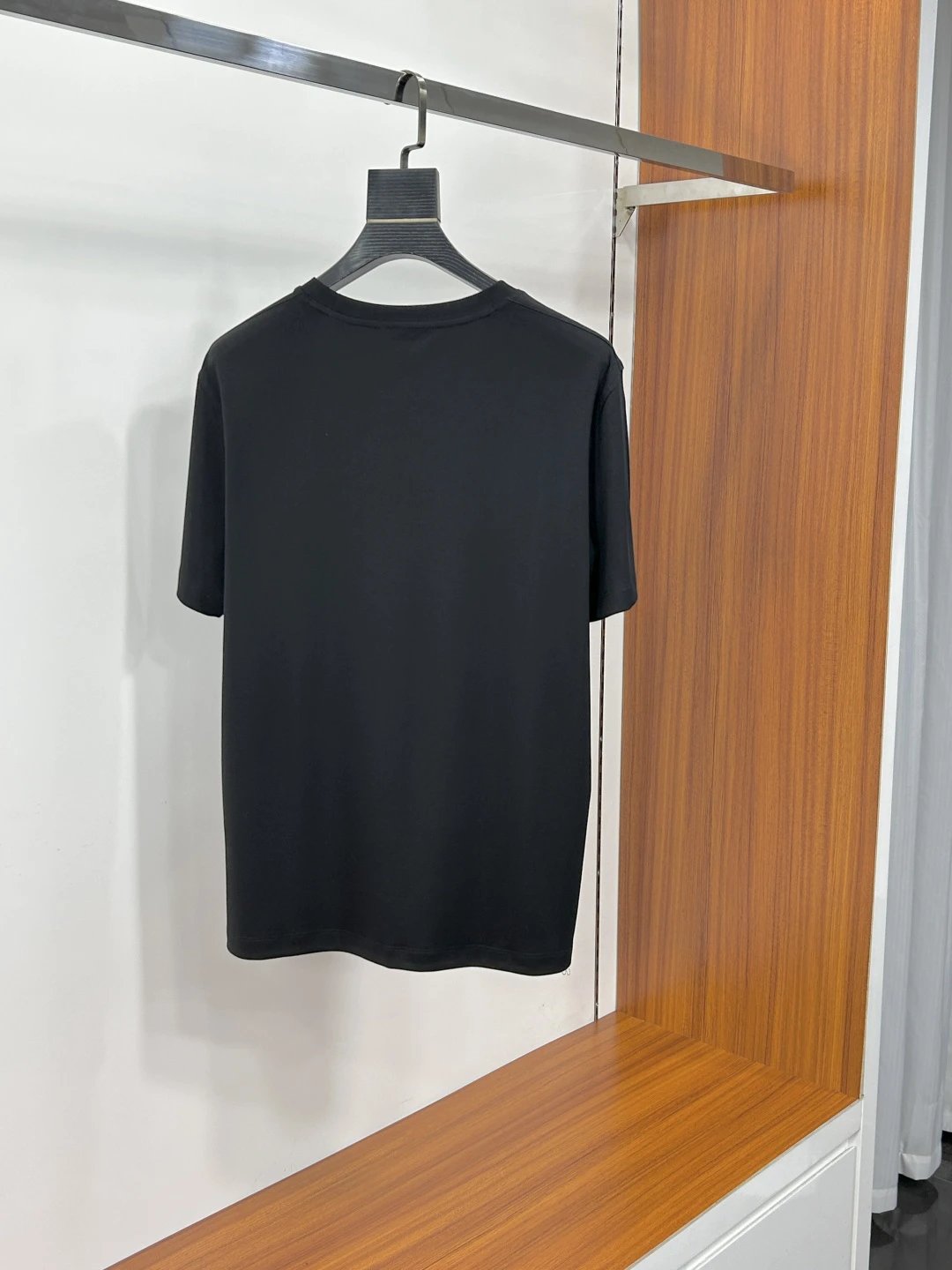 Burberry Men Black Cotton Crewneck T-Shirt