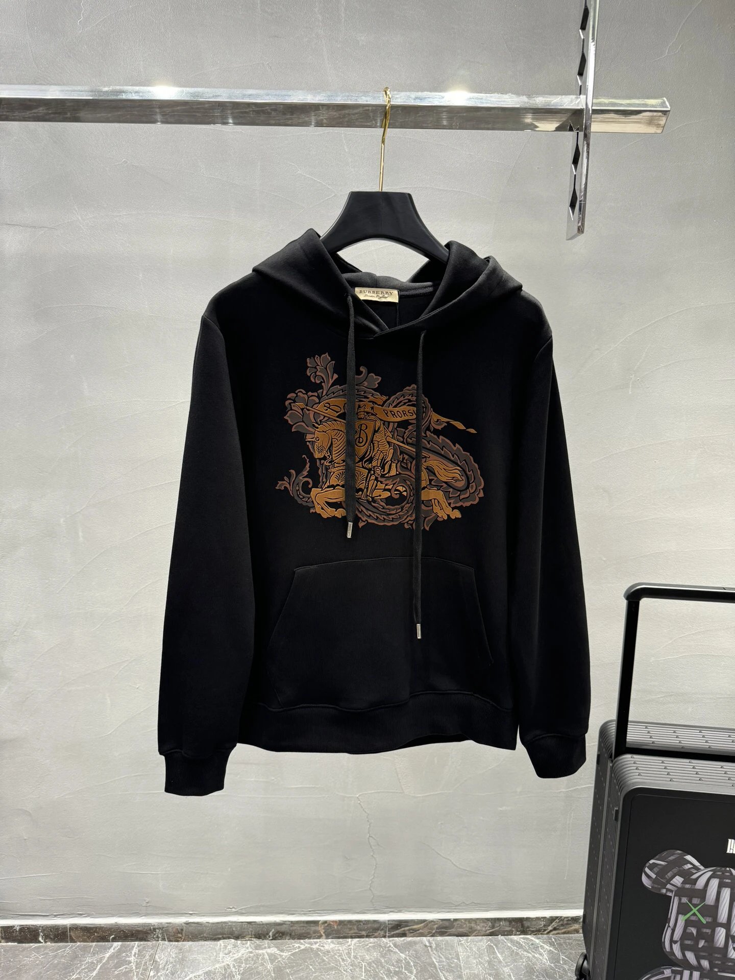Burberry Men Black Lion Print Cotton Hoodie