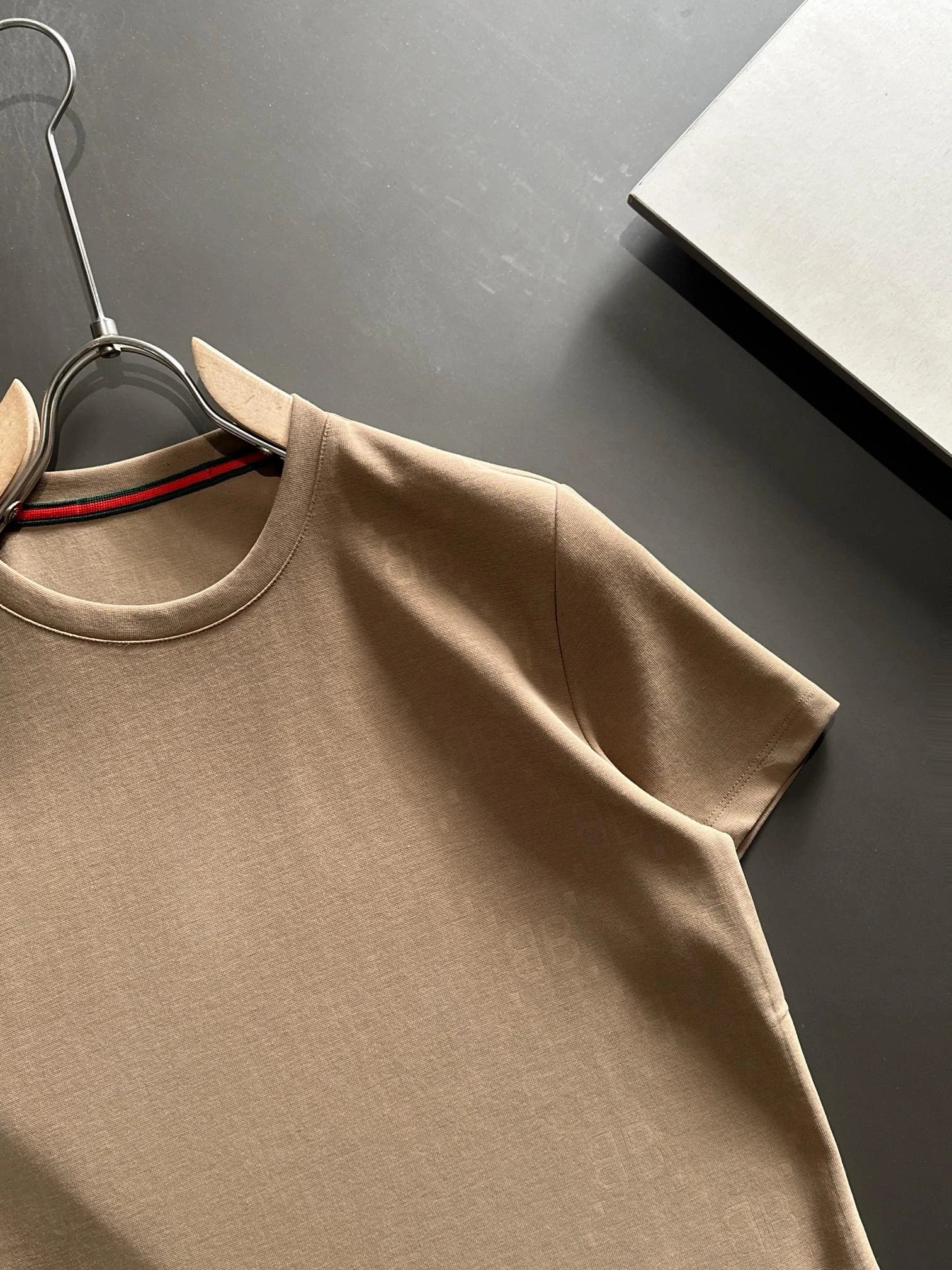 Burberry Men Classic Beige Cotton Short Sleeve T-Shirt