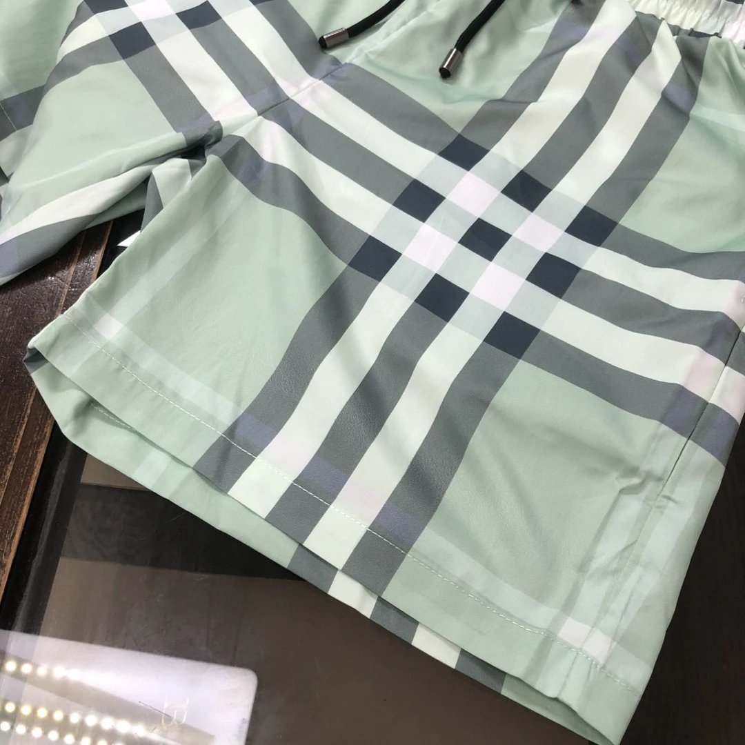 BALENCIAGA Green Plaid Men Shorts Summer Beachwear