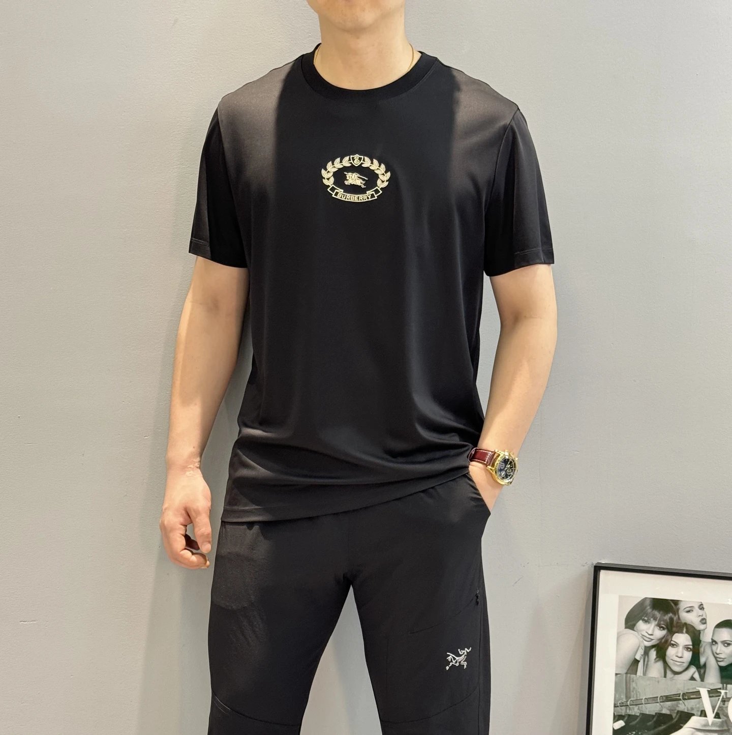 Burberry Men Black Crest Logo Cotton T-Shirt