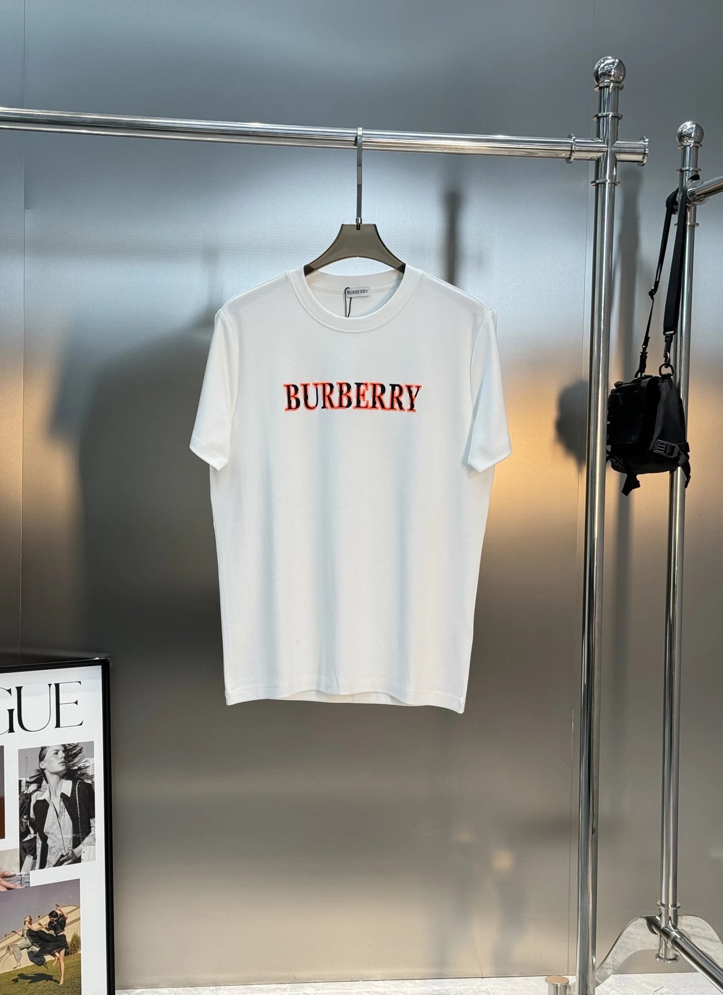 Burberry Men Classic White Red Logo Cotton T-Shirt