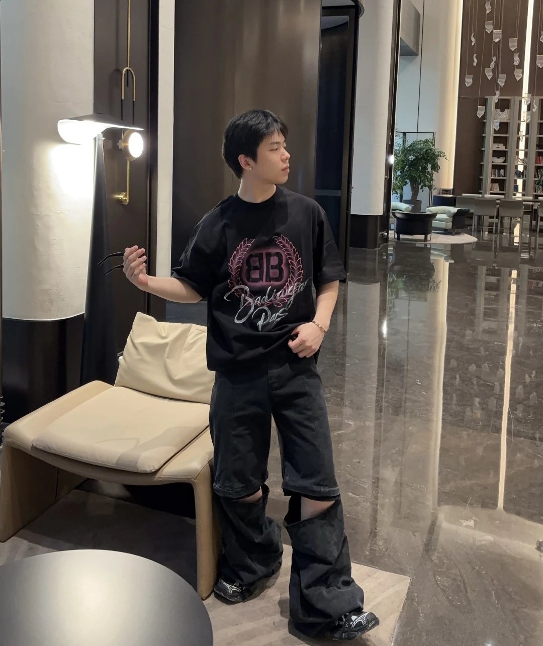 Balenciaga BB Logo Laurel Cotton Black T-Shirt