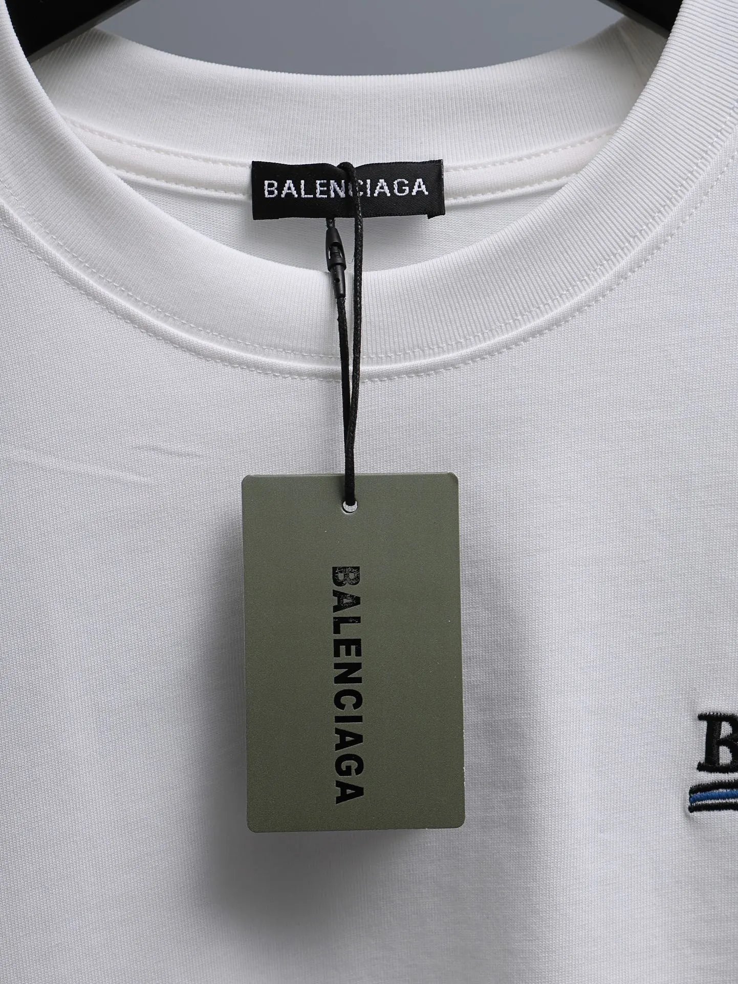 Balenciaga T-Shirt – premium cotton short sleeve tee featuring minimalist logo design, modern streetwear style, and relaxed fit for everyday comfort and effortless fashion.