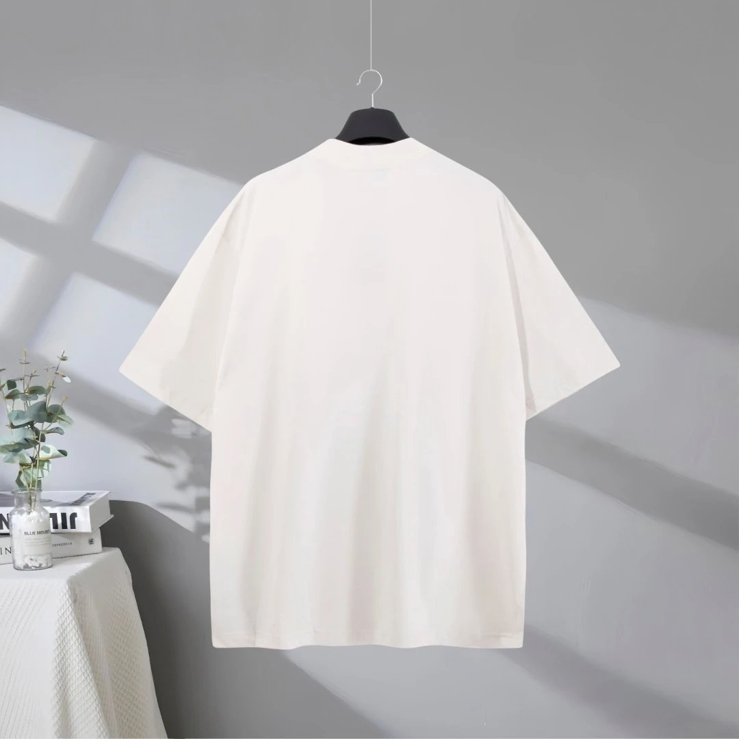 Balenciaga City of Angels T-Shirt, featuring a stunning Los Angeles skyline print, soft cotton fabric, relaxed fit, and premium streetwear style perfect for everyday fashion.