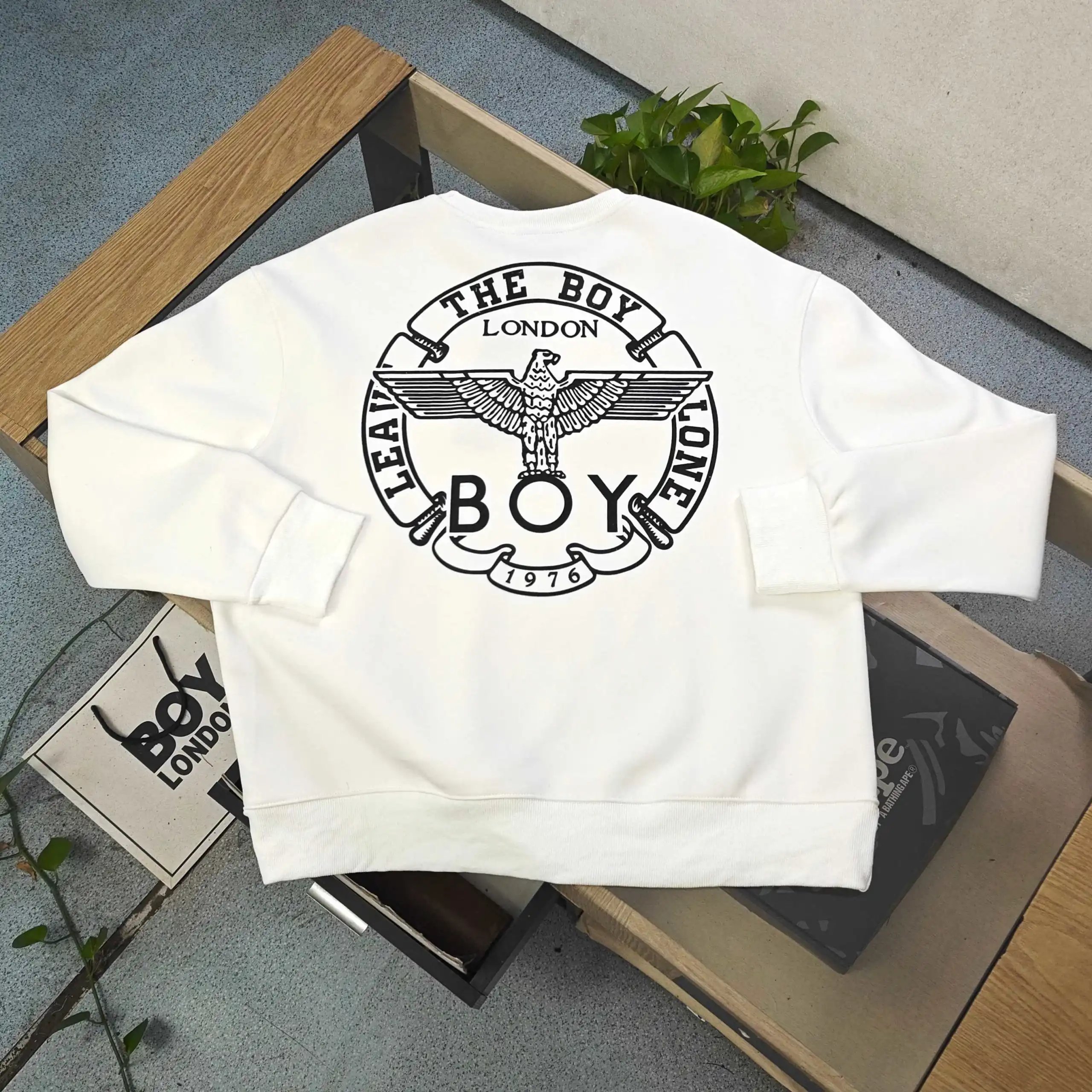 BOY LONDON White Cotton Eagle Logo Sweatshirt