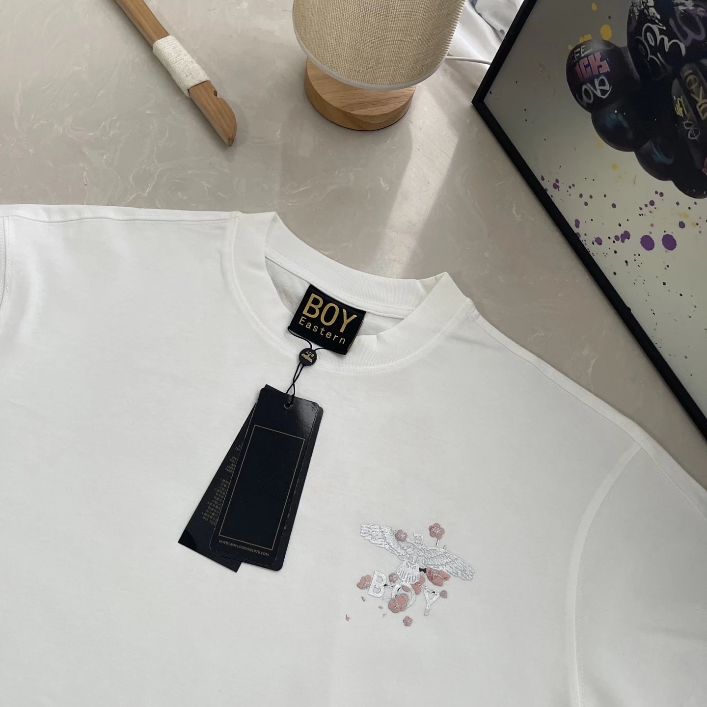 BOY LONDON White Bee Print Cotton T-Shirt