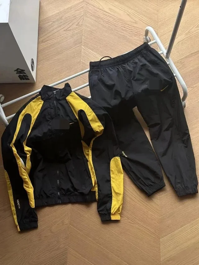 Nike Tracksuits Zip-up jacket and jogger set product detail image 2