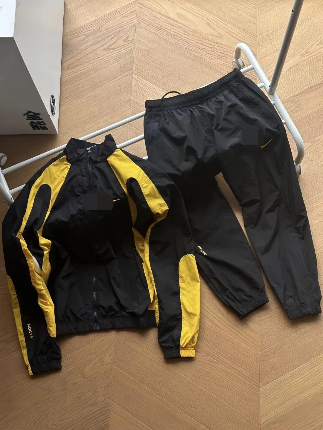 Yellow Set