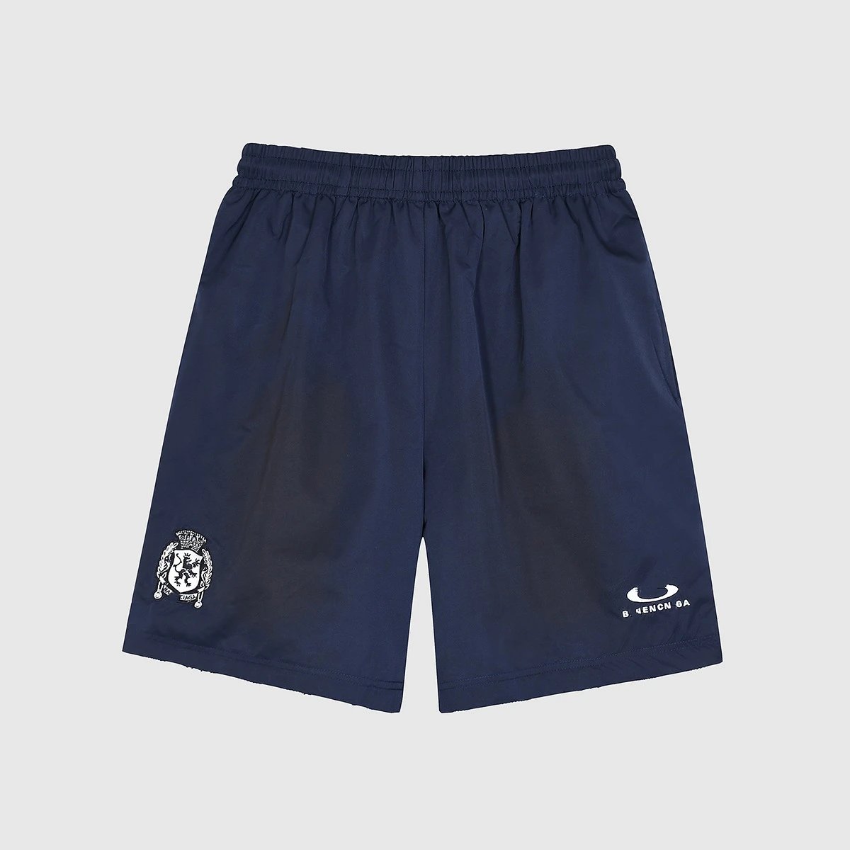 Design Bencn 8A Crest Embroidered Performance Shorts Navy Shorts - 4