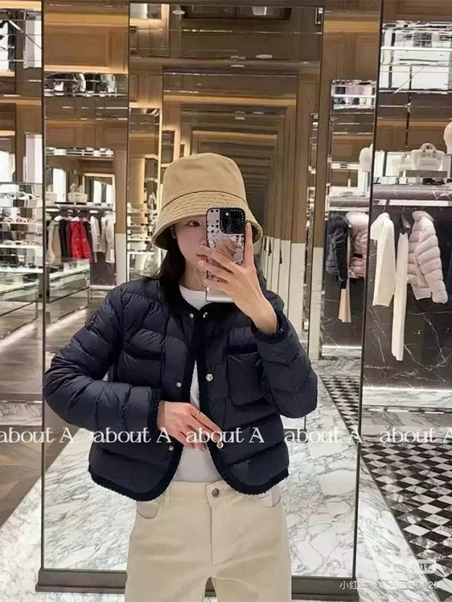 ARISTEO Women's Chic Light Down Jacket Detail