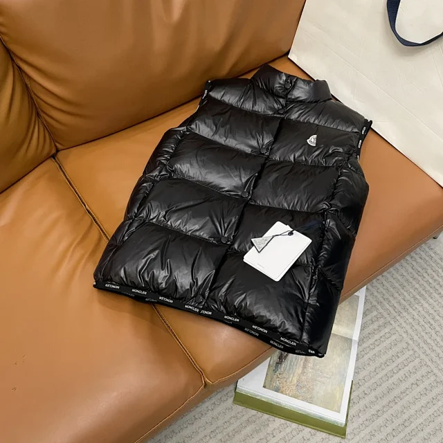 Mengjia 25SS Unisex Patchwork Down Vest Detail