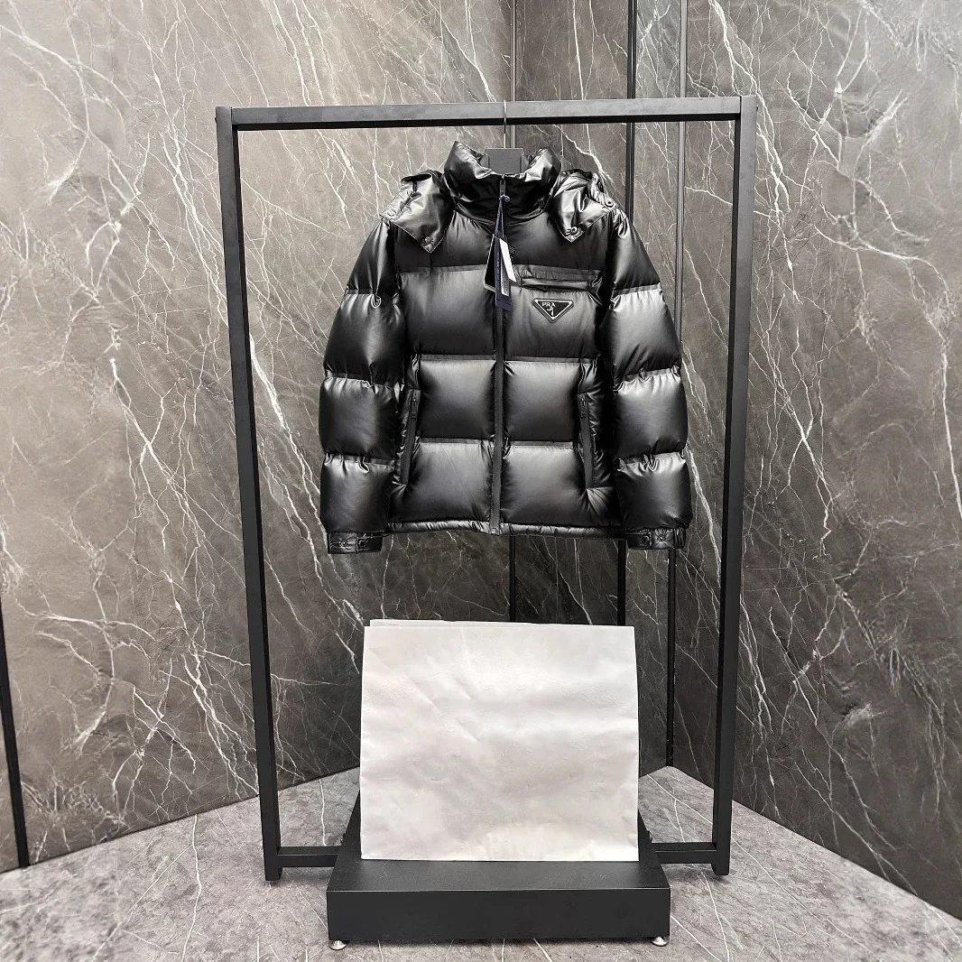 Pujia Down Jacket with Detachable Hood