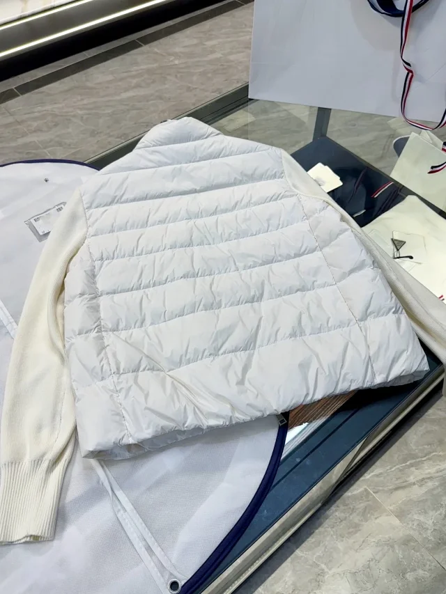 25SS M Padded Corduroy Down Jacket Detail