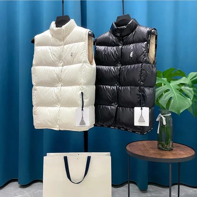 Mengjia 25SS Unisex Patchwork Down Vest Detail