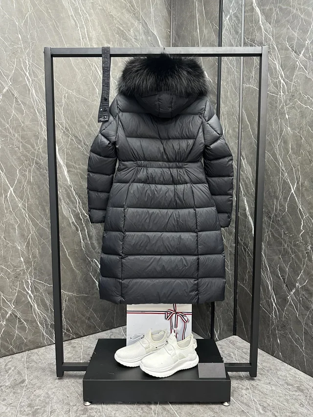 Mengjia25ssM Women's Hooded Quilted Down Coat Detail