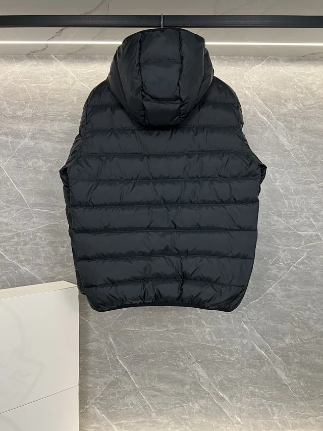 Jeluz Black Label Light Hooded Down Jacket Detail