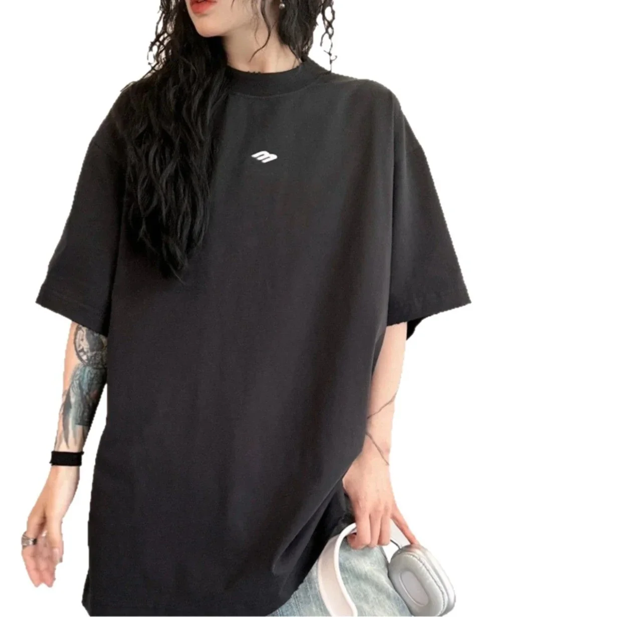 B New Unisex Ski Tee Oversized