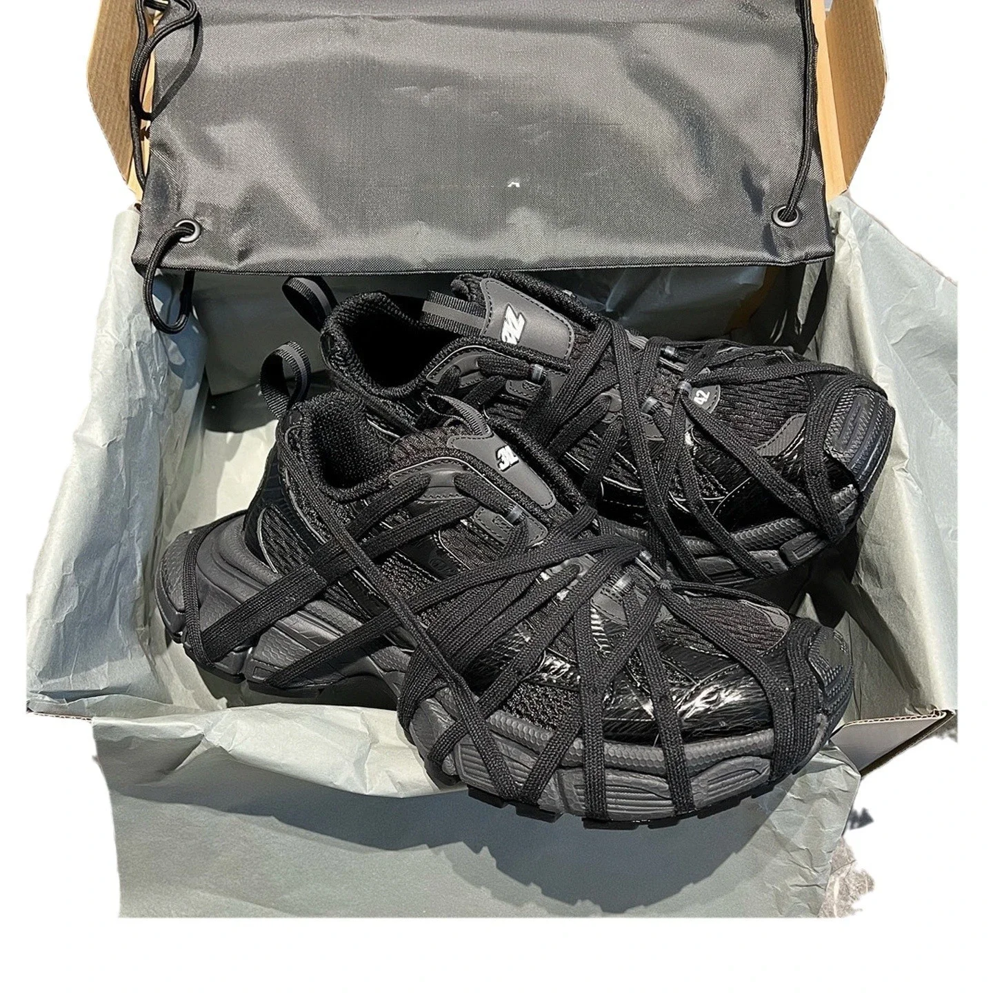 Couple's Mesh Retro Platform Distressed Sneakers